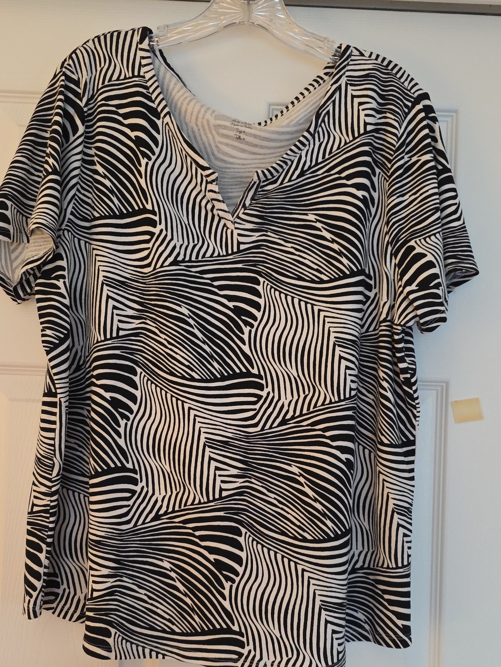 Chico's Black & White Zebra-Inspired Short Sleeve Top